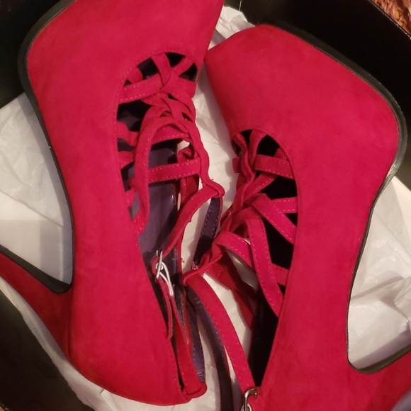 Just fab blood red ankle strap up heels - Picture 2 of 3